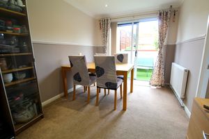 Dining Room- click for photo gallery